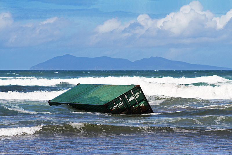 Rena : Container Ship Runs Aground : Tauranga : New Zealand : Personal Photo Projects :  Richard Moore Photography : Photographer : 